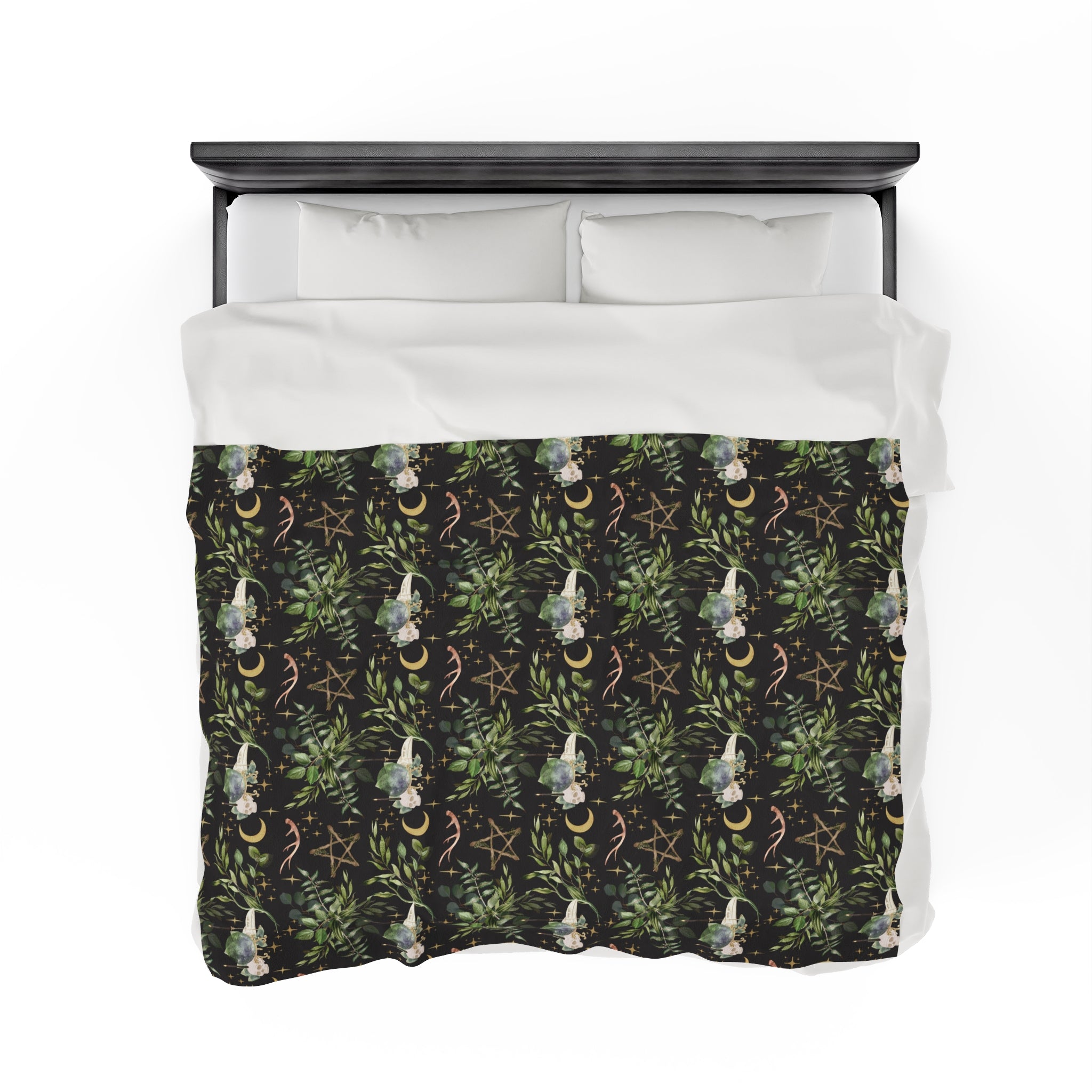 Yuletide Greenery - Witchy Christmas Velveteen Plush Blanket
