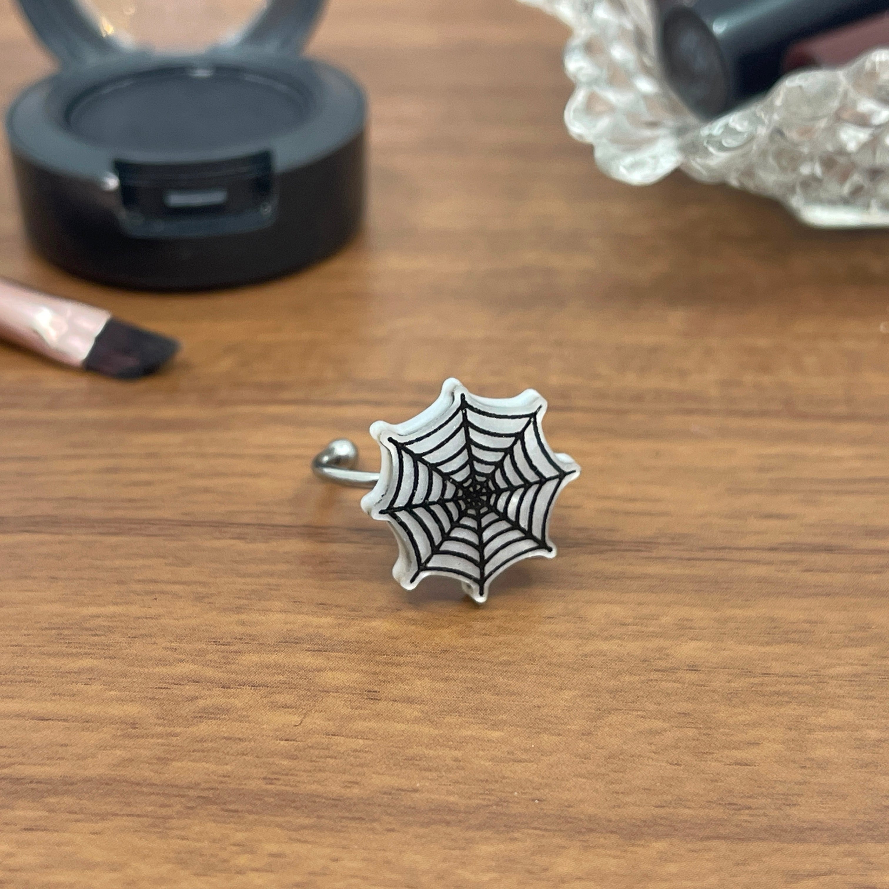 Spiderweb Ring