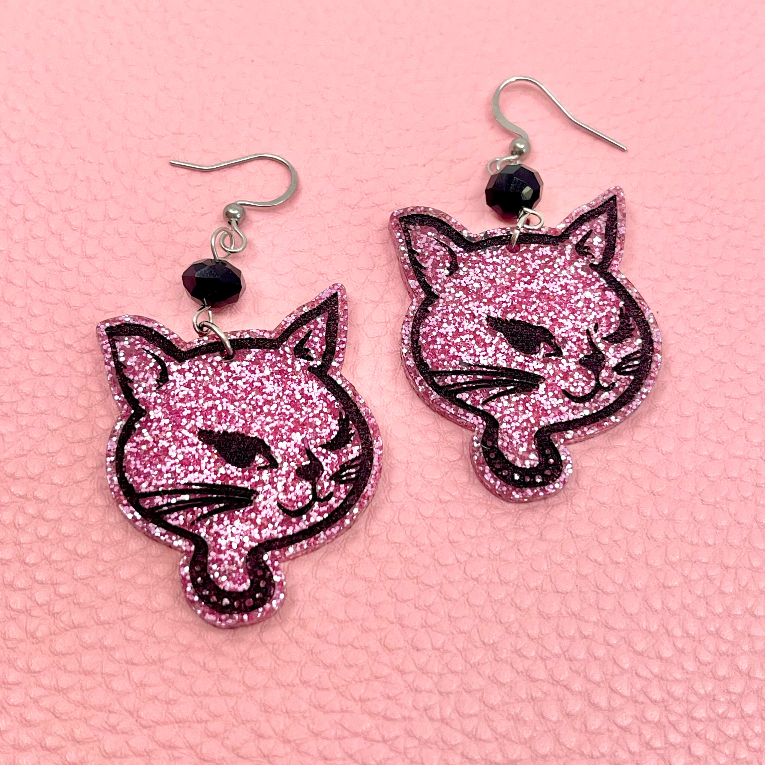 Winking Kitty Earrings in Pink
