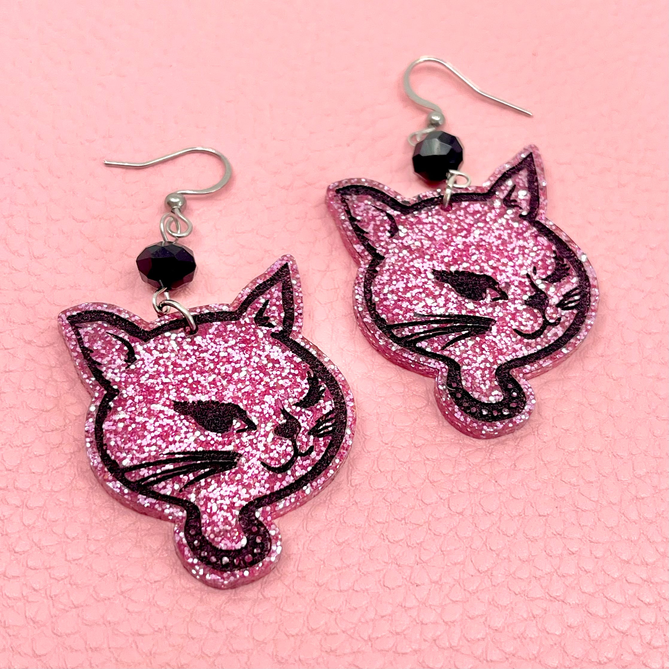 Winking Kitty Earrings in Pink