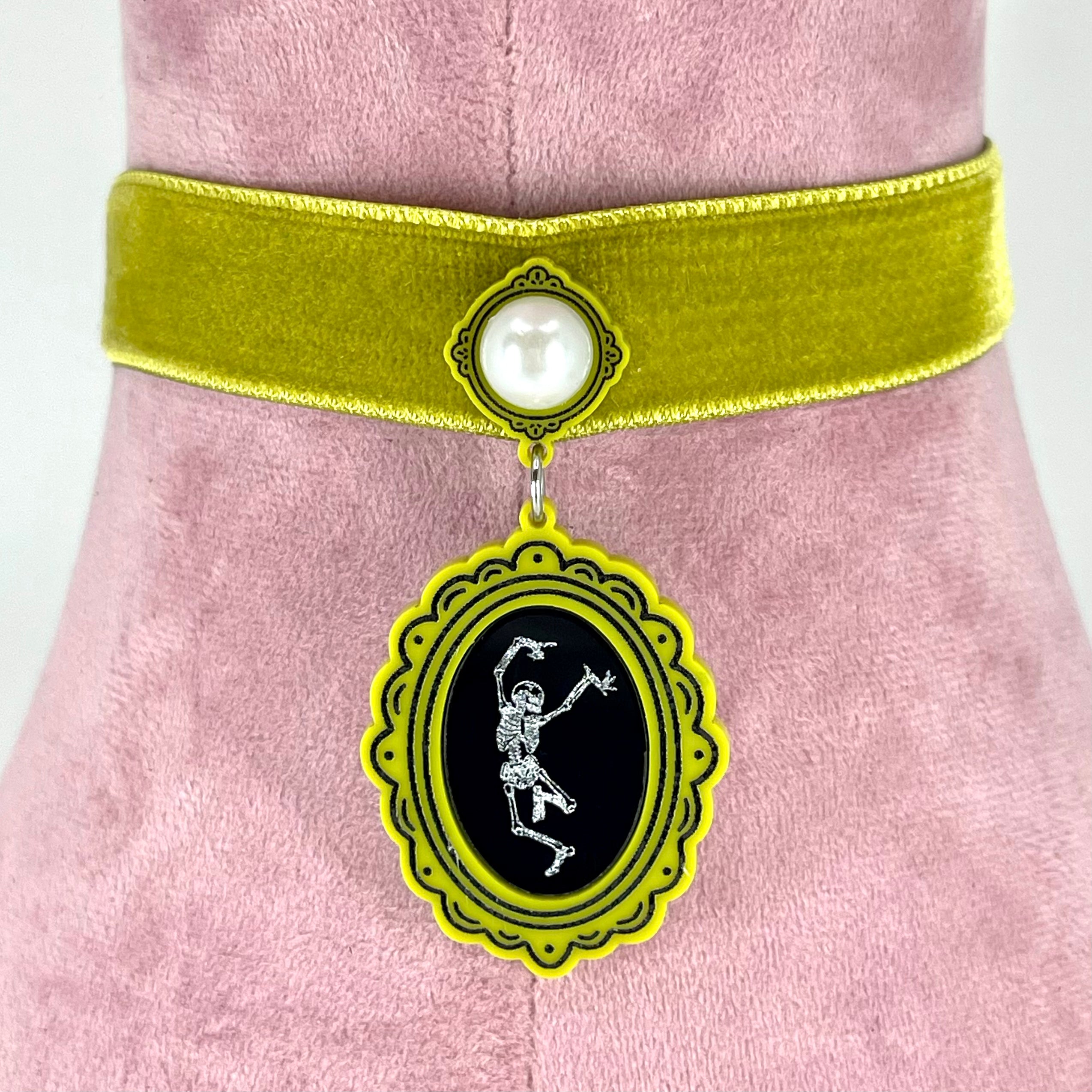 Dancing Skeleton Cameo Velvet Choker
