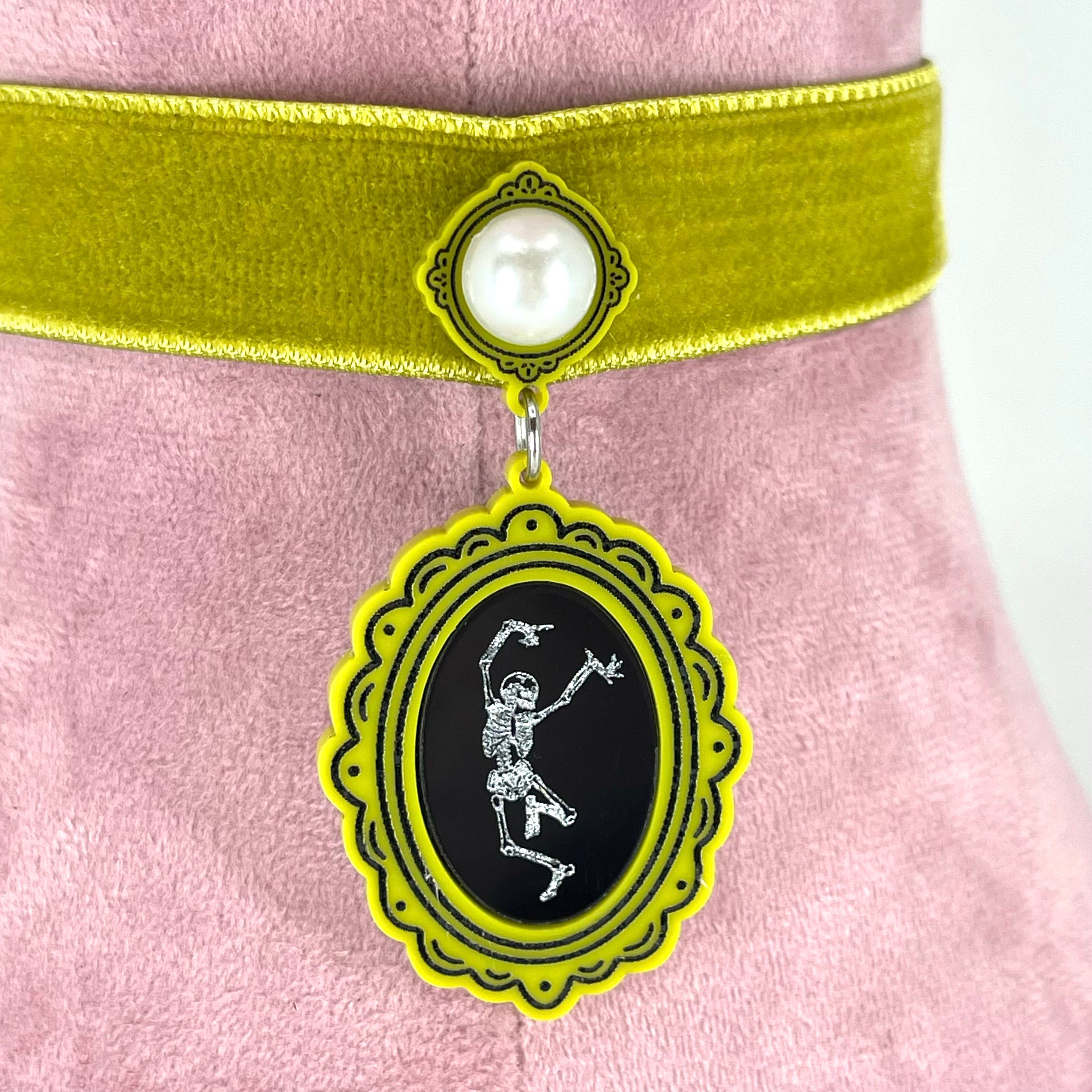 Dancing Skeleton Cameo Velvet Choker