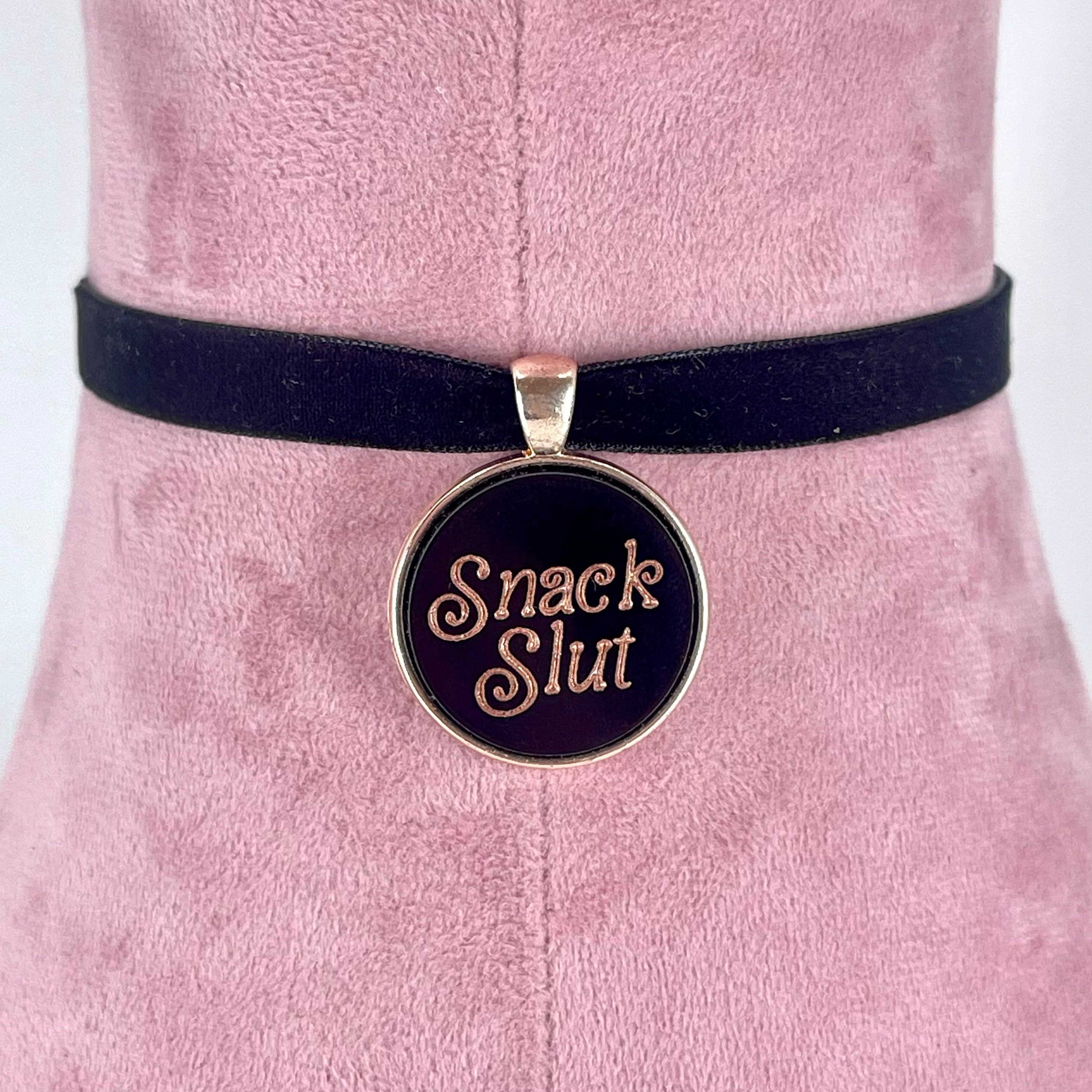 Snack Slut Mini Velvet Choker