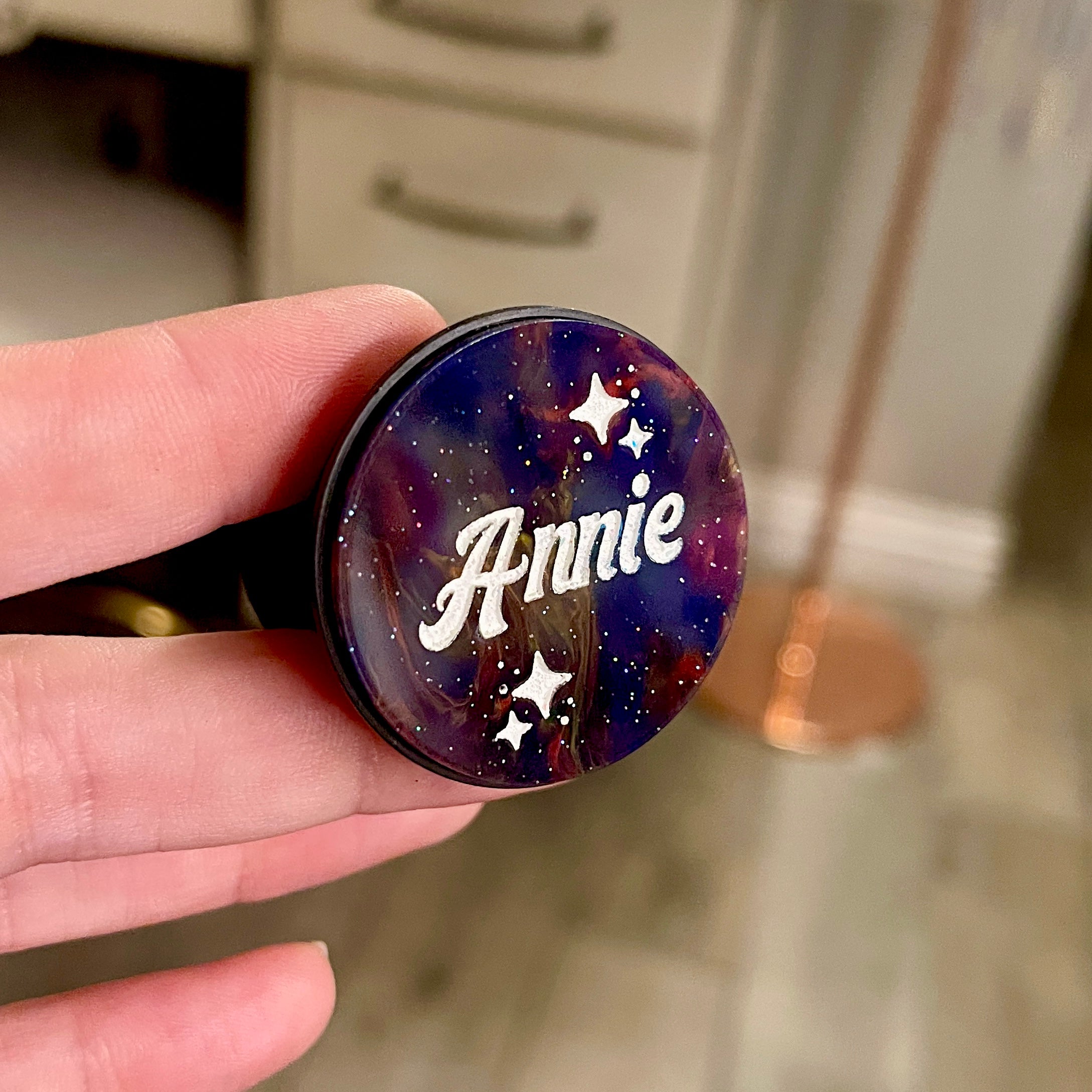 Design Your Own Personalized Phone Grip