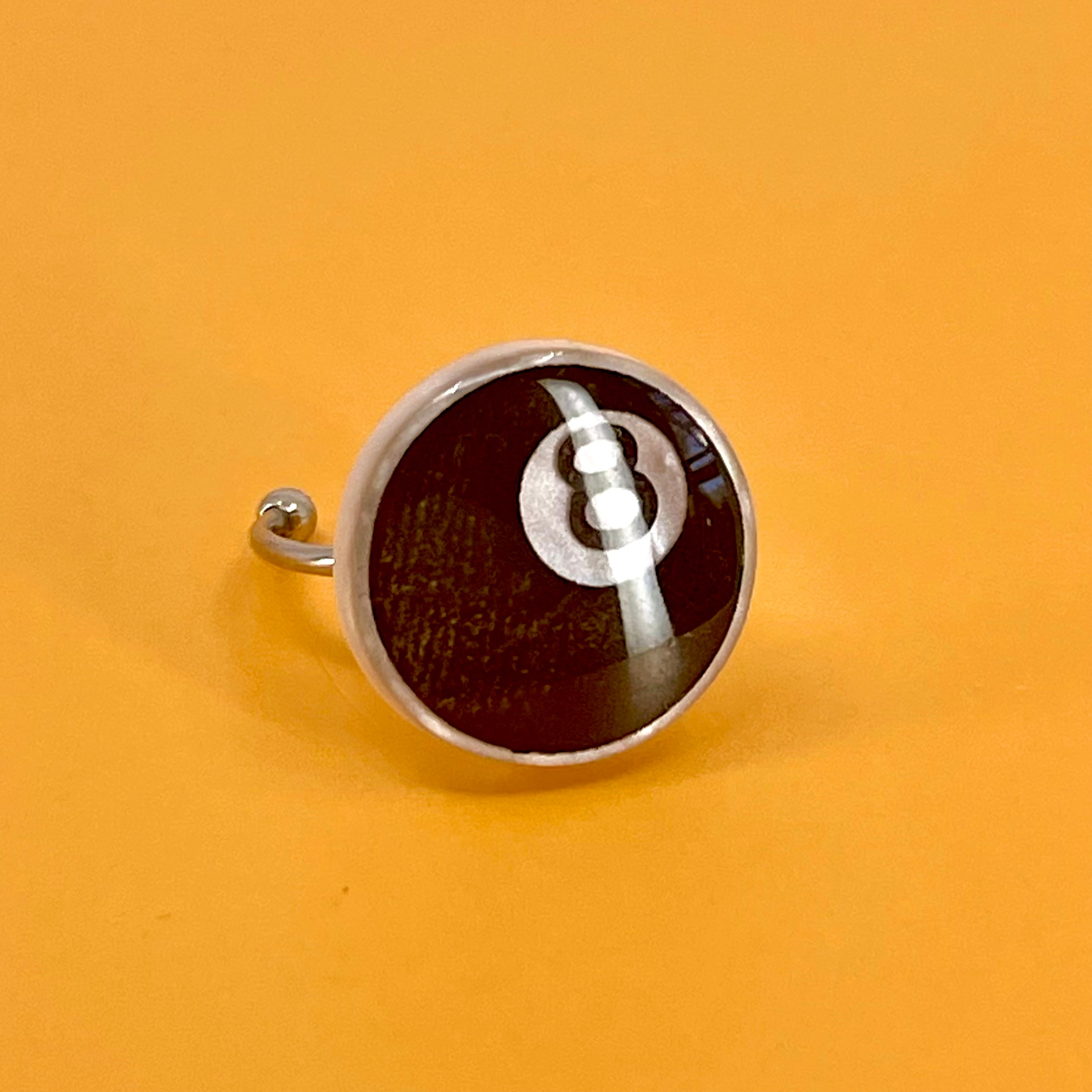8 Ball Ring
